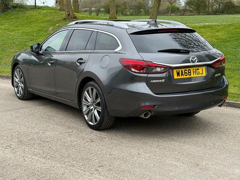 Usado Mazda 6 Inclusive 184 HP (135 kW) 2018 Cinzento Carrinha