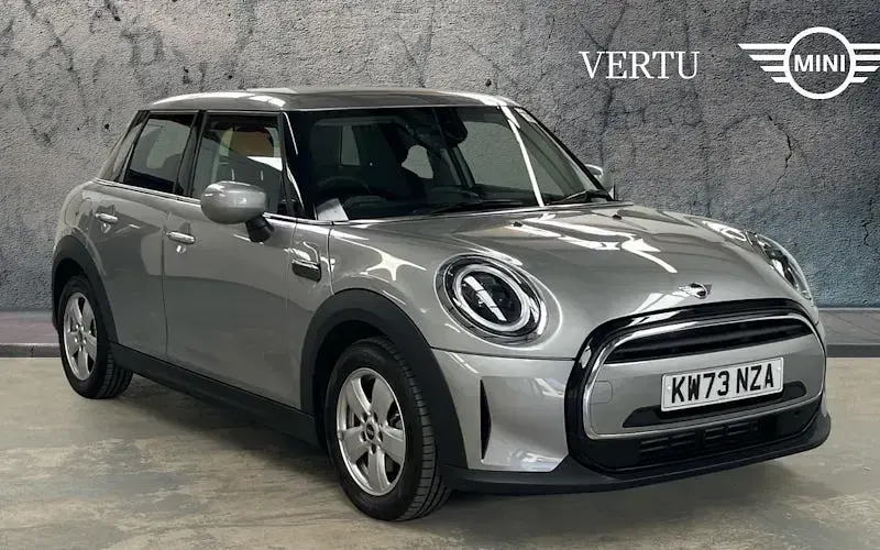 Used Mini Cooper Classic 136 HP (100 kW) 2022 Hatchback