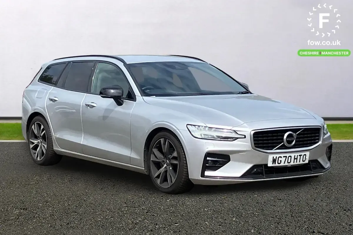 Used Volvo V60 R-Design 150 HP (110 kW) 2020 Estate