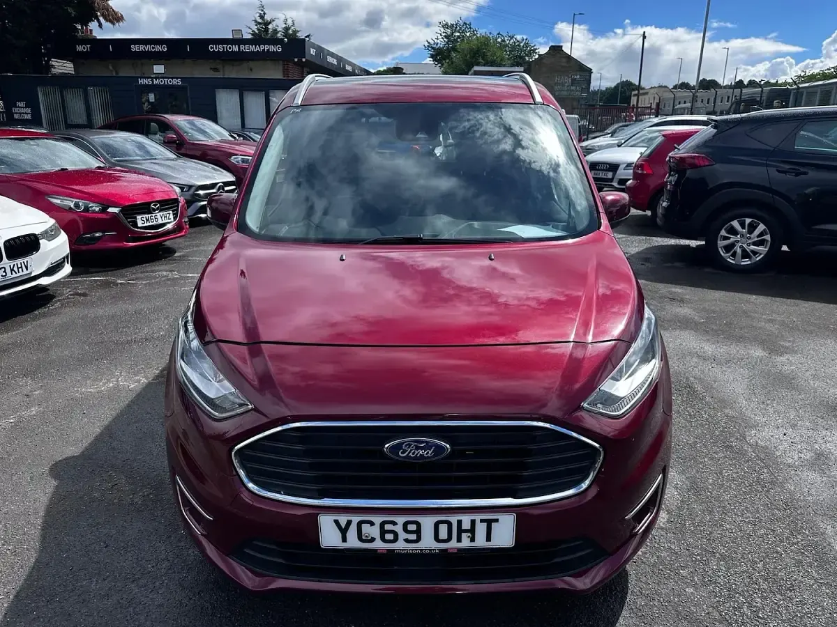 Used Ford Grand Tourneo Connect Titanium 2019 Red MPV
