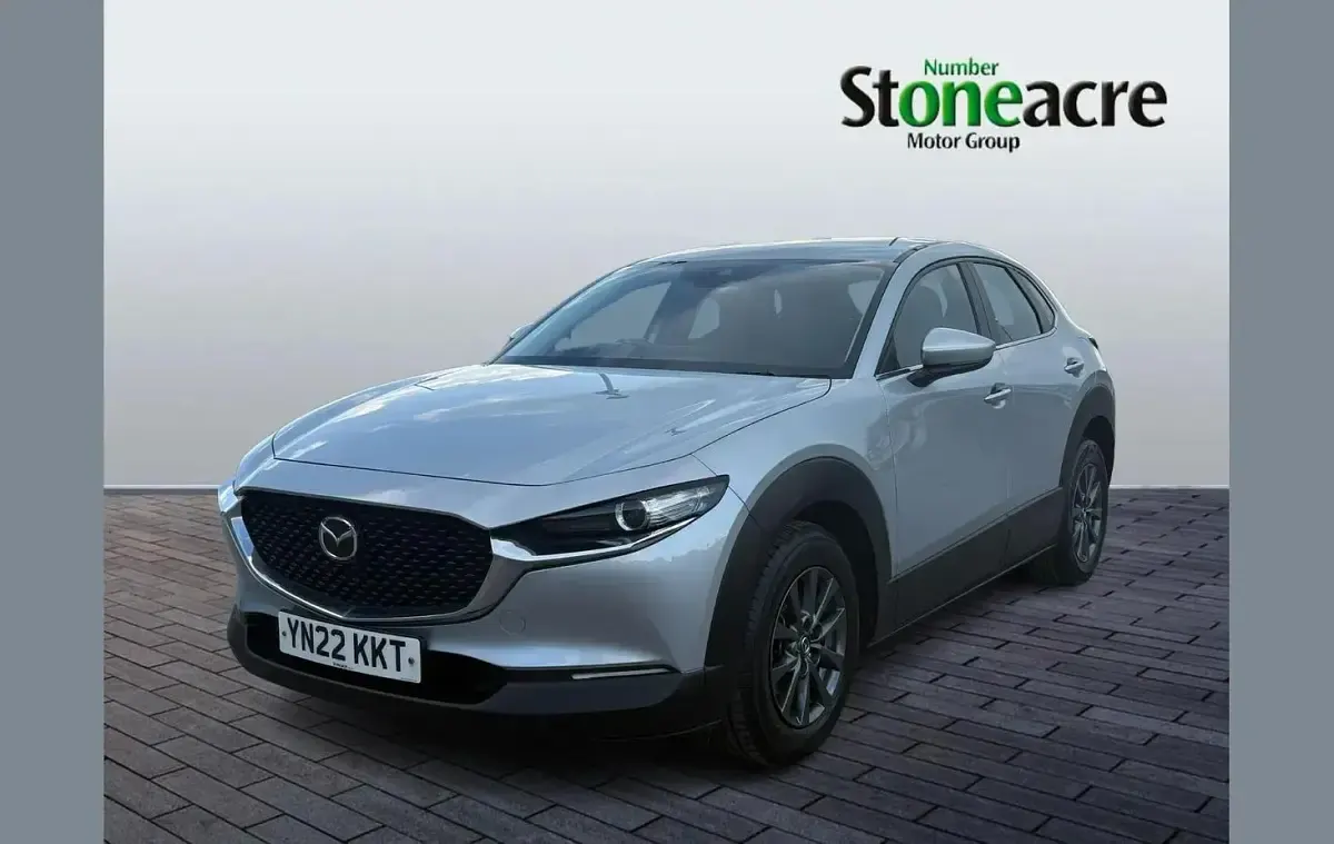 Käytetty Mazda CX-30 120 HP (88 kW) 2022 Hopea Katumaasturi