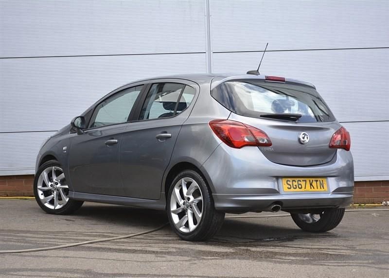 Used Vauxhall Corsa SRi 90 HP (66 kW) 2017 Satin steel Hatchback