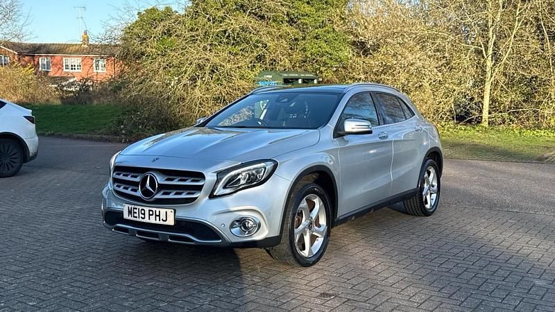 Used Mercedes GLA200 Premium Plus 2019 Silver SUV