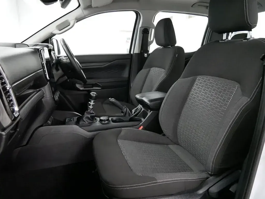 Käytetty Ford Ranger XLT 170 HP (125 kW) 2023 Valkoinen Nouto