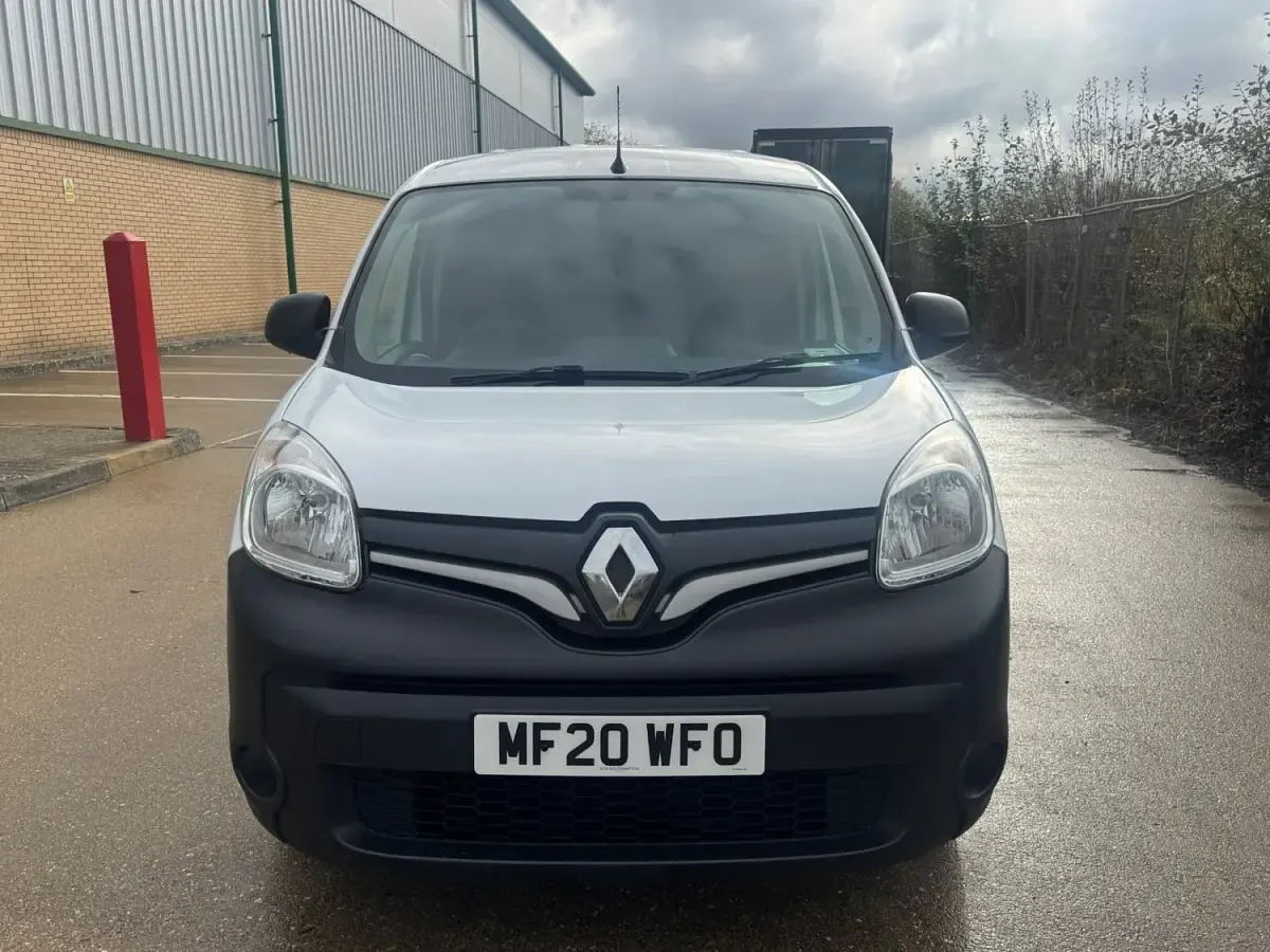 Begagnad Renault Kangoo Business 2020 Vit Minibuss