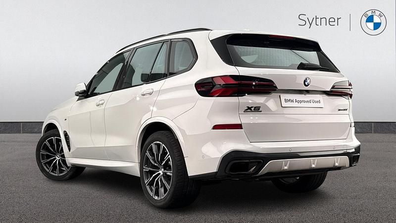 Used BMW X5 M Sport 294 HP (216 kW) 2023 White SUV