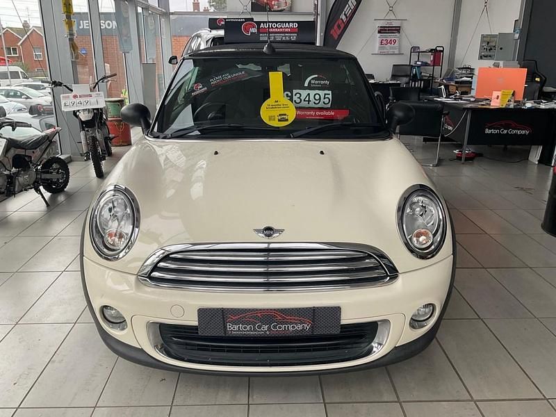 White Used 2013 Mini ONE Hatchback | £3,495 (Fair price) - Image 1/4