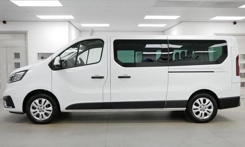 White Used 2020 Nissan NV300 Tekna Van | £16,939 - Image 1/1