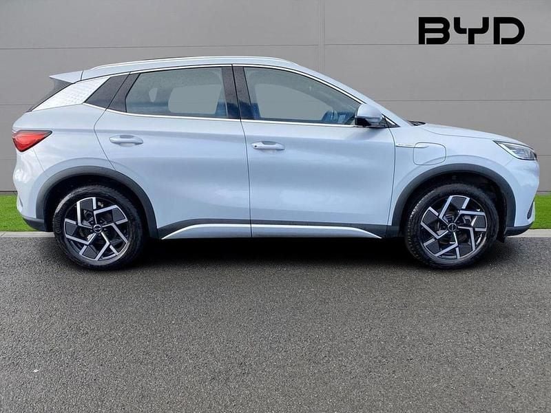 Used BYD Atto 3 Comfort 150 kW (204 HP) 2024 White SUV