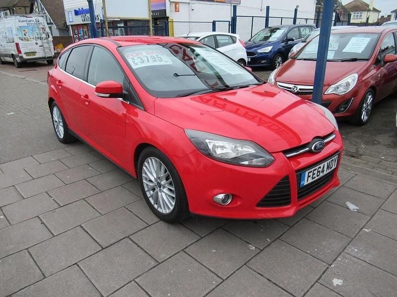 Used Ford Focus Zetec 2014 Red Hatchback