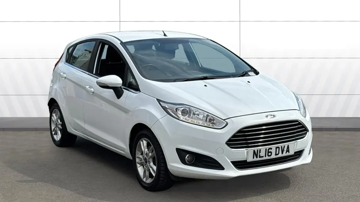 Used Ford Fiesta Zetec 82 HP (60 kW) 2016 Hatchback