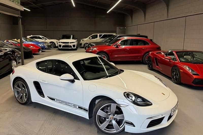 Used Porsche 718 Cayman 300 HP (220 kW) 2024 Coupe