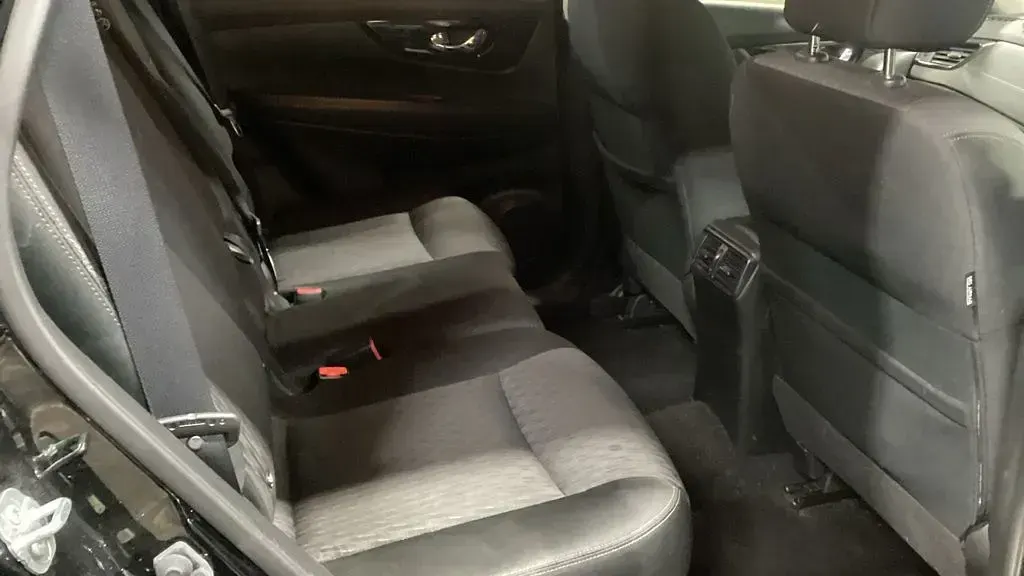 Used Nissan X-Trail N-Connecta 177 HP (130 kW) 2018 Black SUV