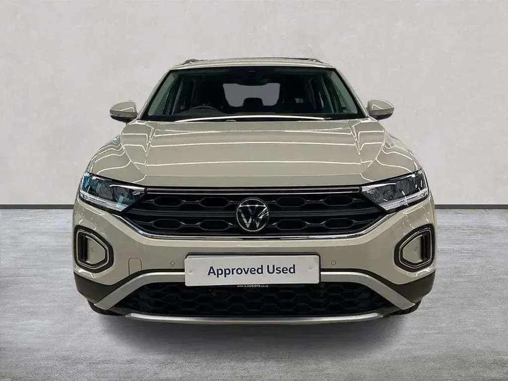 Used VW T-Roc Life 150 HP (110 kW) 2023 Grey SUV