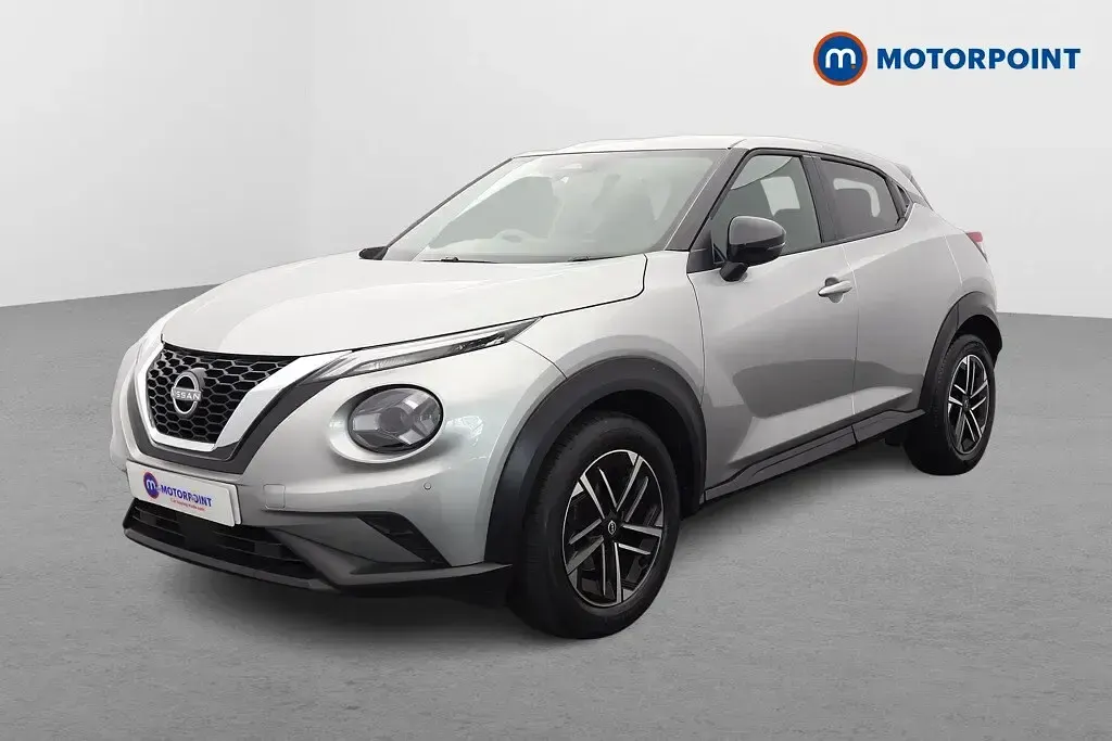 Used Nissan Juke N-Connecta 114 HP (83 kW) 2025 Silver SUV