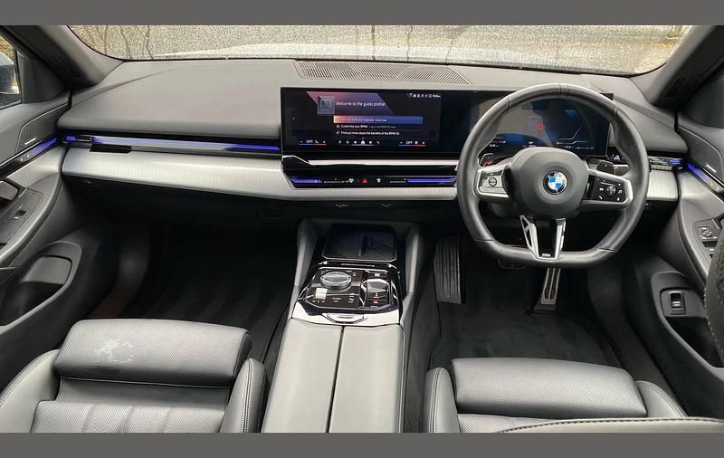 Used BMW 520 M Sport 205 HP (150 kW) 2024 Blue Sedan