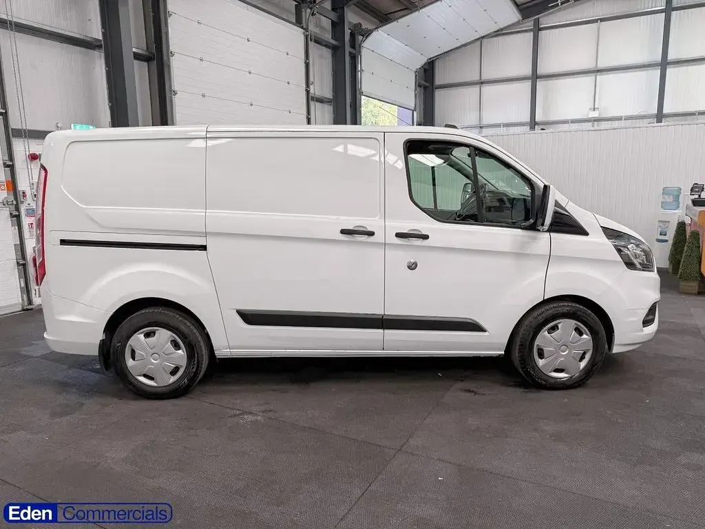 Used Ford Transit Custom Trend 130 HP (95 kW) 2020 White Van