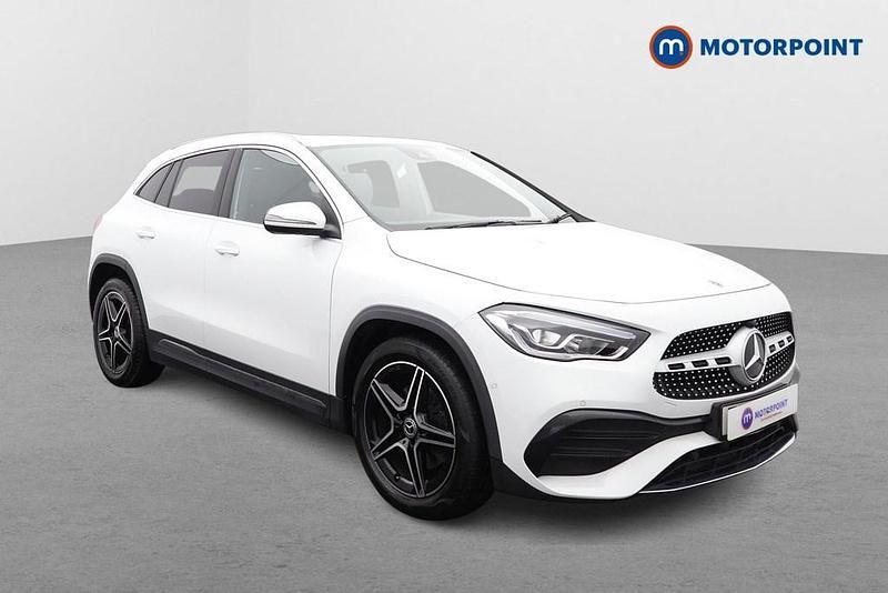 White Used 2022 Mercedes GLA180 Executive SUV | £24,899 (Fair price) - Image 1/4