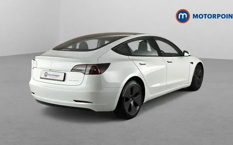 Used Tesla Model 3 Long Range AWD 366 kW (498 HP) 2022 White Sedan