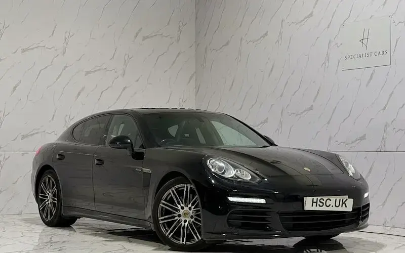 Used Porsche Panamera 300 HP (220 kW) 2015 Hatchback