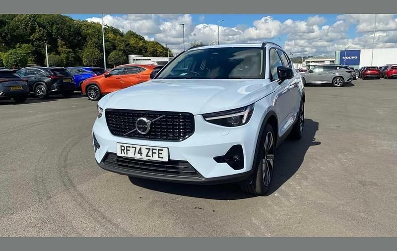 Used Volvo XC40 Ultra 194 HP (142 kW) 2025 Blue SUV