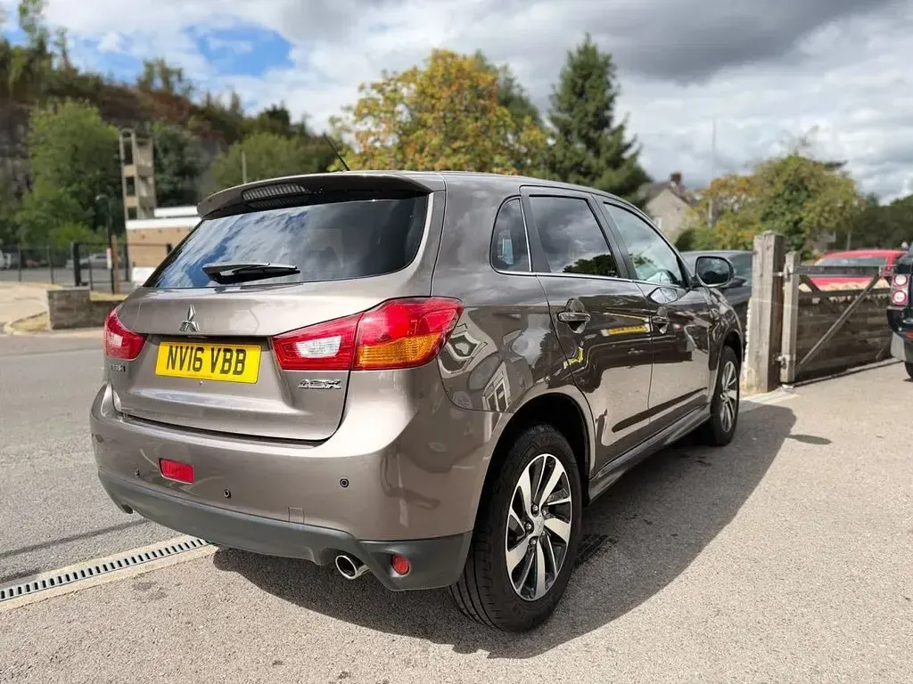 Used Mitsubishi ASX 2016 Brown SUV