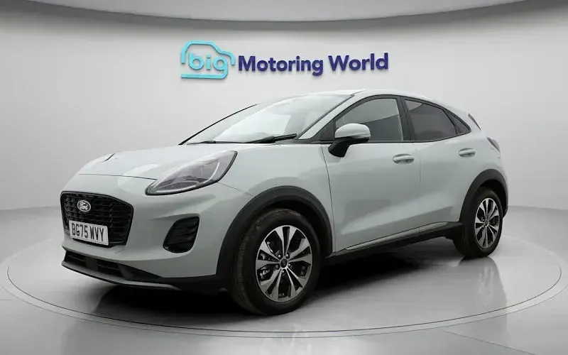 Begagnad Ford Puma Titanium 125 HK (91 kW) 2025 Grå SUV