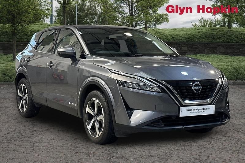 Grey Used 2022 Nissan Qashqai Acenta Premium SUV | £15,999 (Super price) - Image 1/4