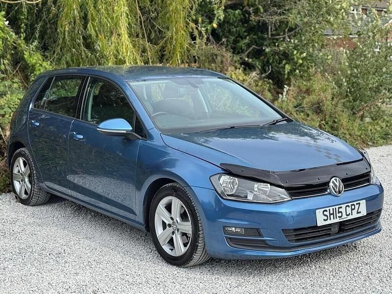 Used VW Golf VII Match 105 HP (77 kW) 2015 Blue Hatchback