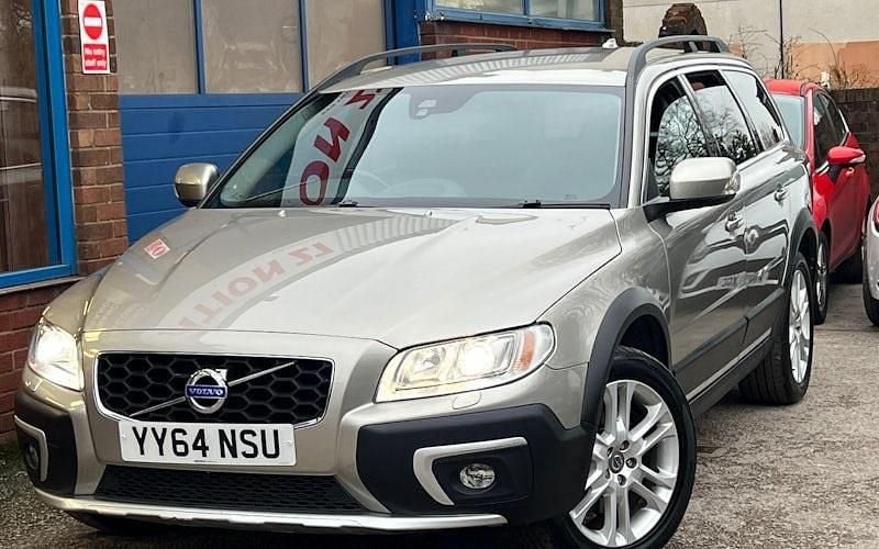 Used Volvo XC70 SE Lux 181 HP (133 kW) 2014 Gold Estate
