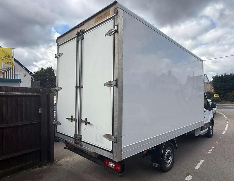 Begagnad Ford Transit 130 HK (95 kW) 2022 Vit Cab