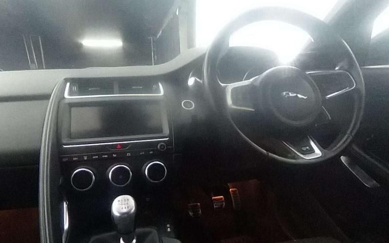 Used Jaguar E-Pace R-Dynamic 150 HP (110 kW) 2020 SUV