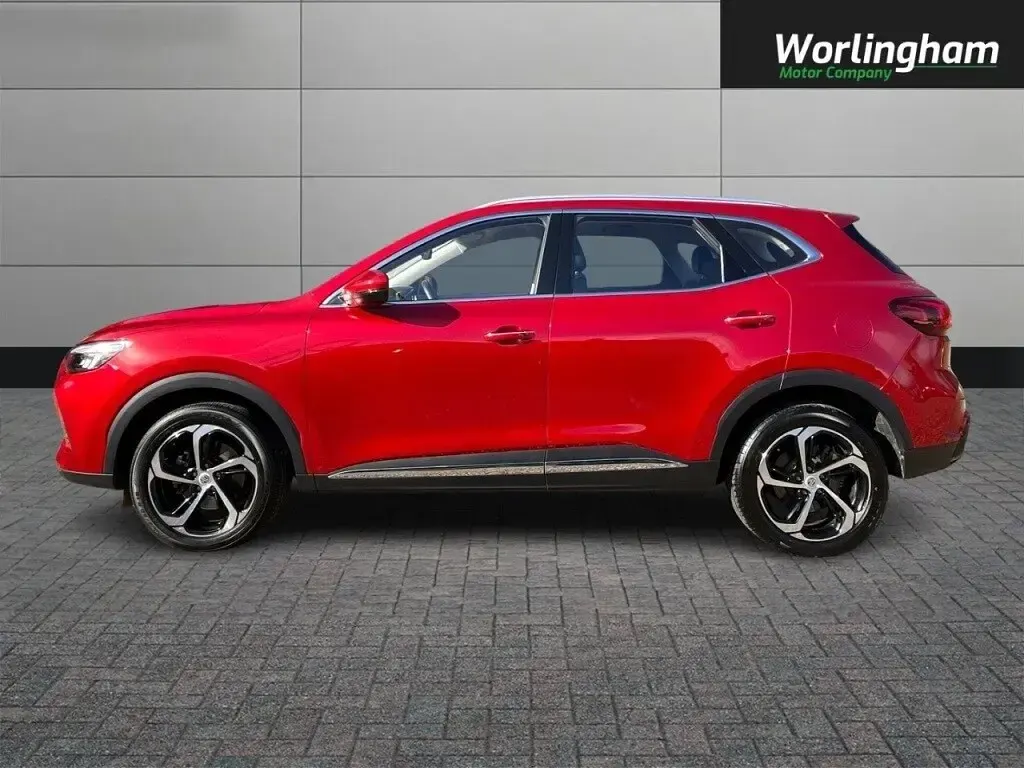 Used MG HS SE 162 HP (119 kW) 2023 Red SUV