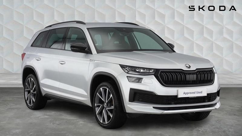 Used Skoda Kodiaq SportLine 150 HP (110 kW) 2023 Brilliant silver metallic SUV
