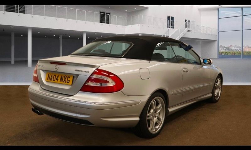 Used Mercedes CLK55 AMG AMG 369 HP (271 kW) 2004 Silver Cabriolet