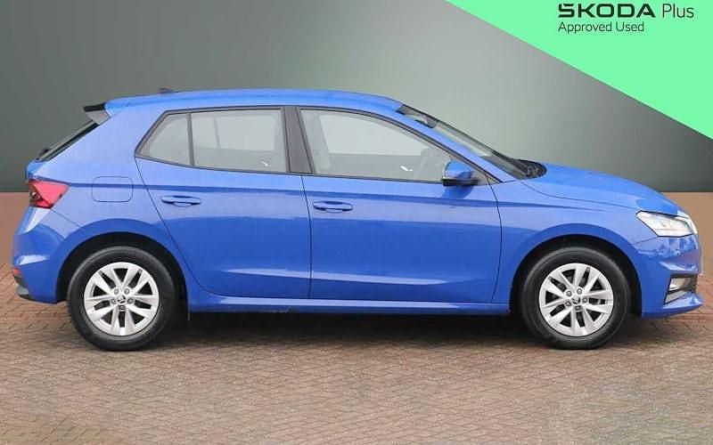 Used Skoda Fabia Comfort 80 HP (58 kW) 2024 Energy blue Hatchback