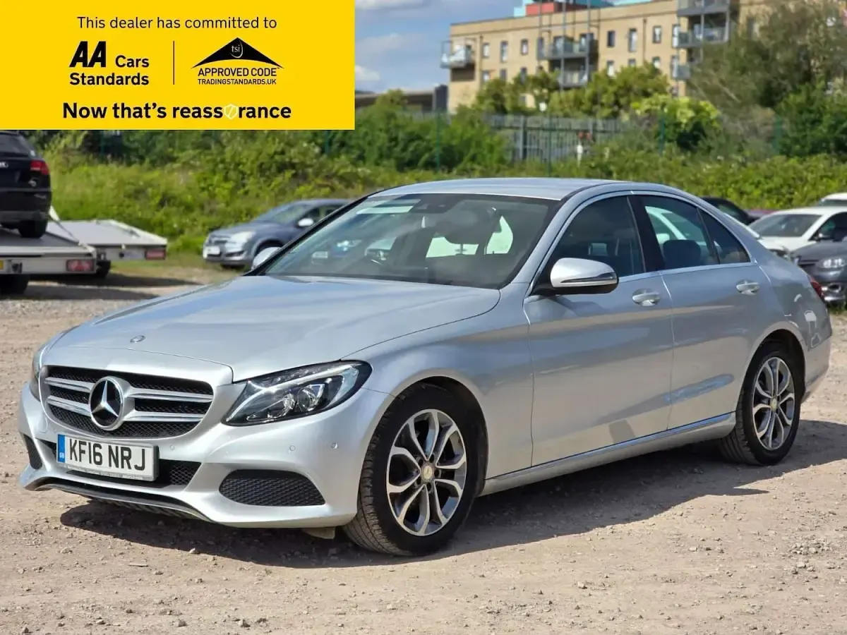 Used Mercedes C220 170 HP (125 kW) 2016 Silver Sedan