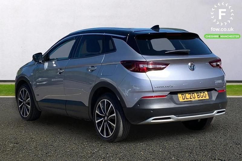 Second-hand Vauxhall Grandland X Active 300 CP (220 kW) 2020 Gri SUV