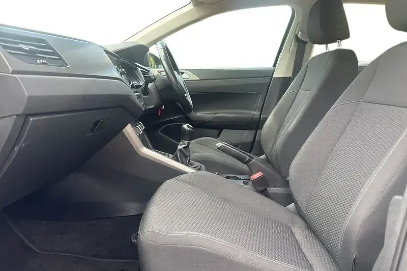Used VW Polo SE 95 HP (69 kW) 2018 Black Hatchback