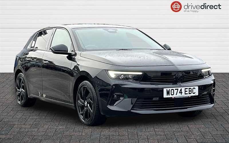Two coat metallic carbon black Used 2025 Vauxhall Astra S Hatchback | £19,730 (Good price) - Image 1/4