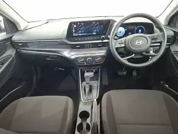 Used Hyundai i20 Advanced 100 HP (73 kW) 2025 Grey Hatchback