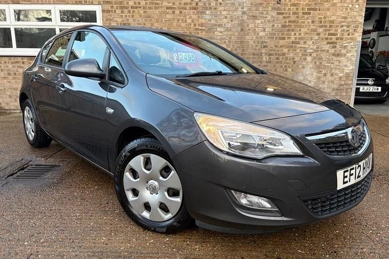 Grey Used 2012 Vauxhall Astra Hatchback | £2,495 (Fair price) - Image 1/1