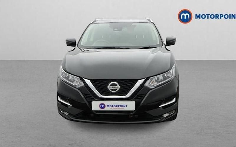 Used Nissan Qashqai N-Connecta 140 HP (102 kW) 2020 Black SUV