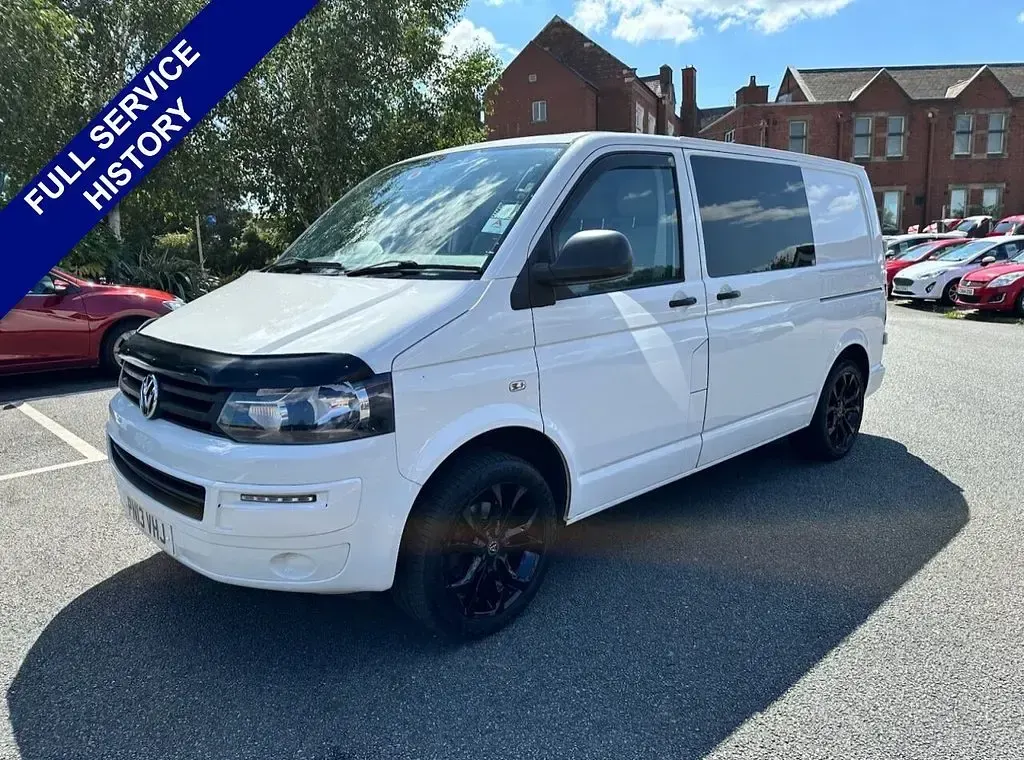 Used VW T5 84 HP (61 kW) 2013 White Van