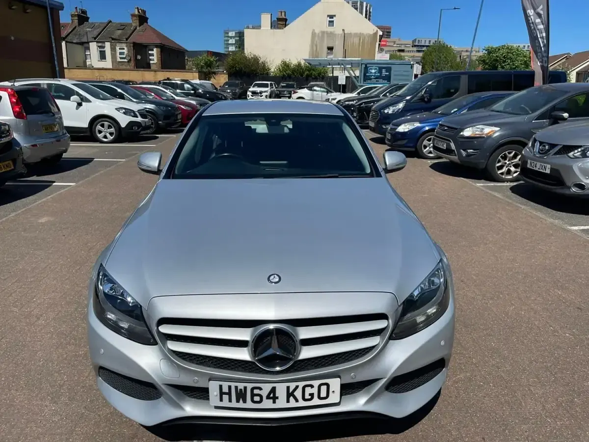 Used Mercedes C200 Executive 184 HP (135 kW) 2014 Silver Sedan