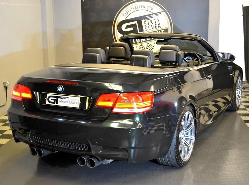 Begagnad BMW M3 Cabriolet Basis 445 HK (327 kW) 2009 Blå Cab