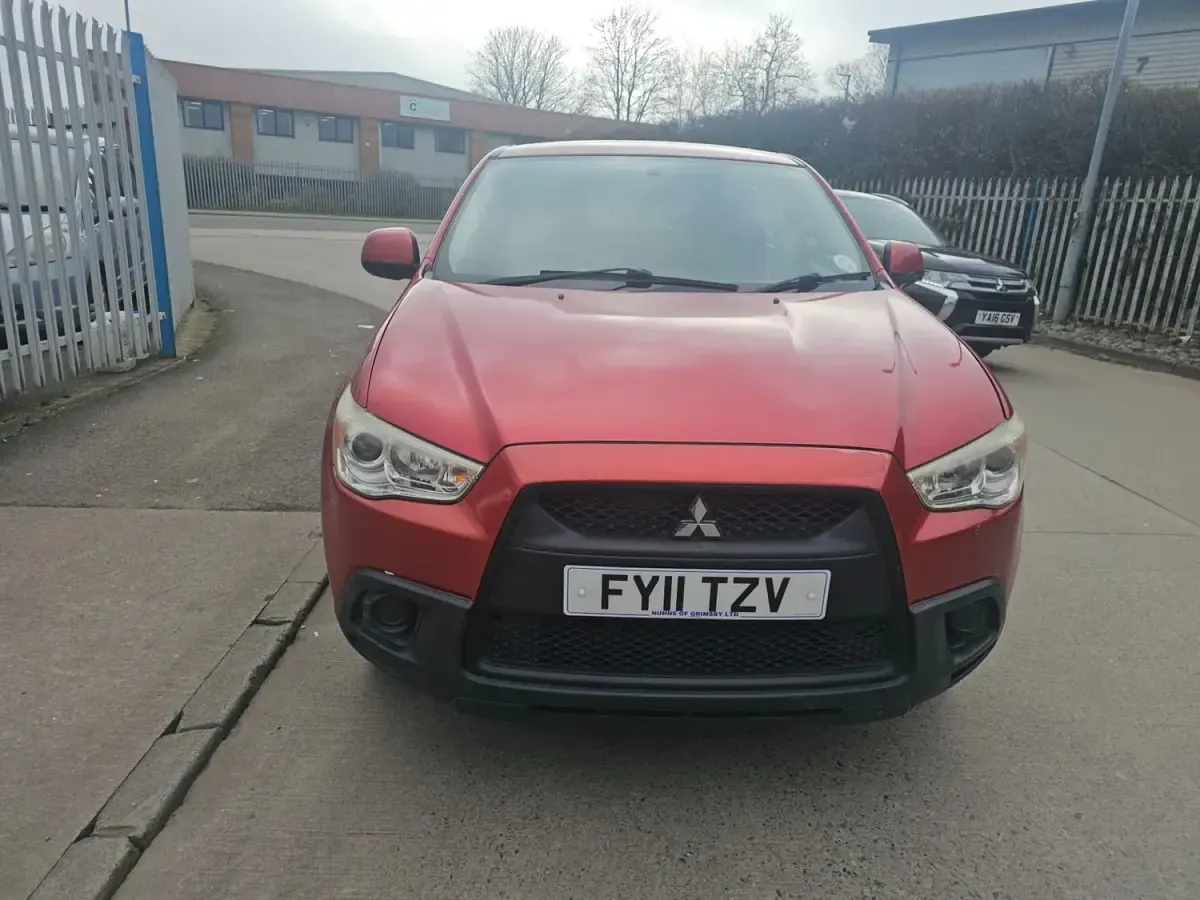 Used Mitsubishi ASX 117 HP (86 kW) 2011 Red SUV