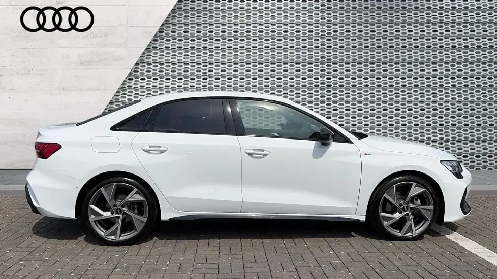 Used Audi A3 Black Edition 150 HP (110 kW) 2025 White