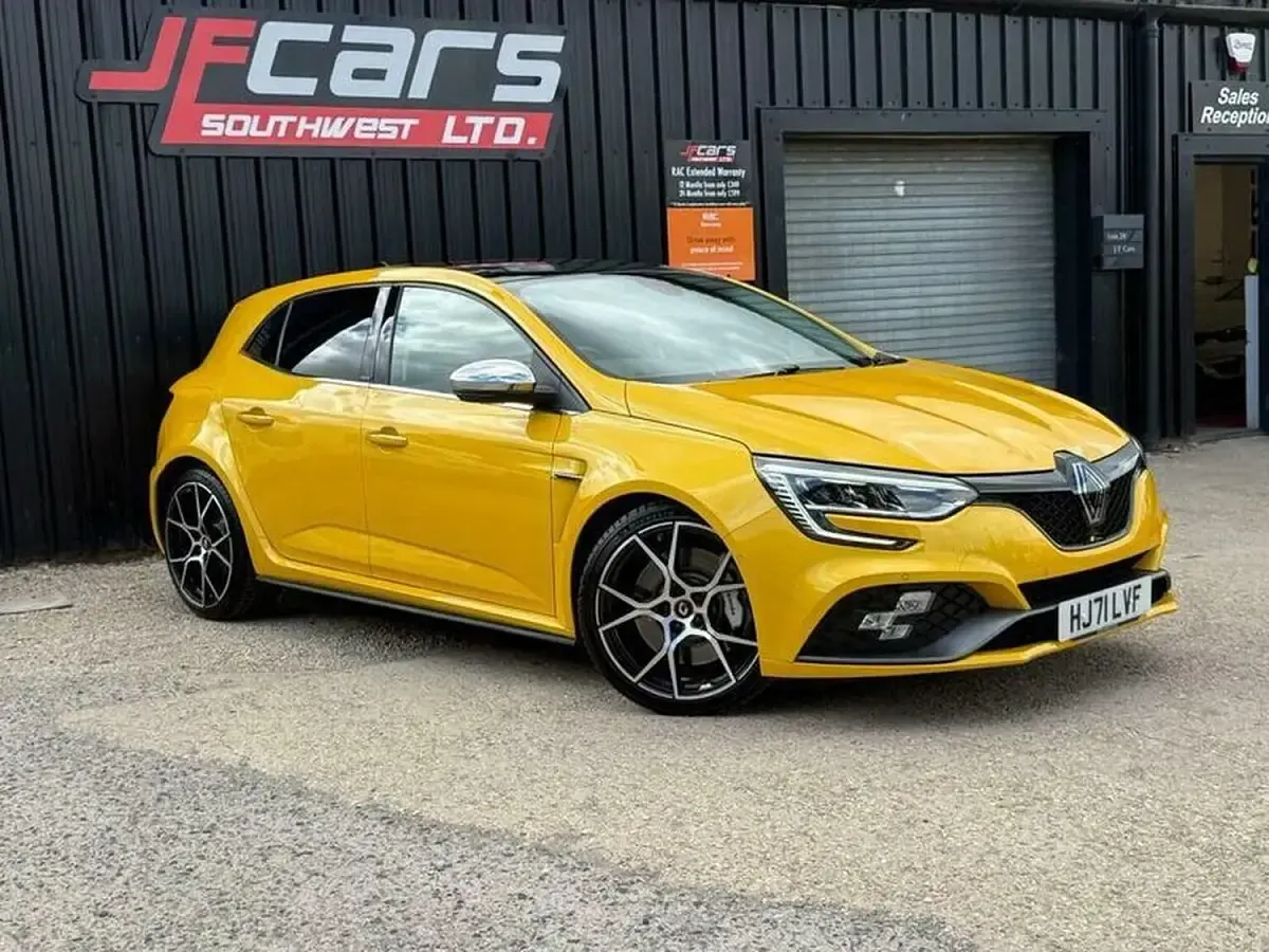 Used Renault Mégane IV R.S. 300 HP (220 kW) 2021 Yellow Hatchback