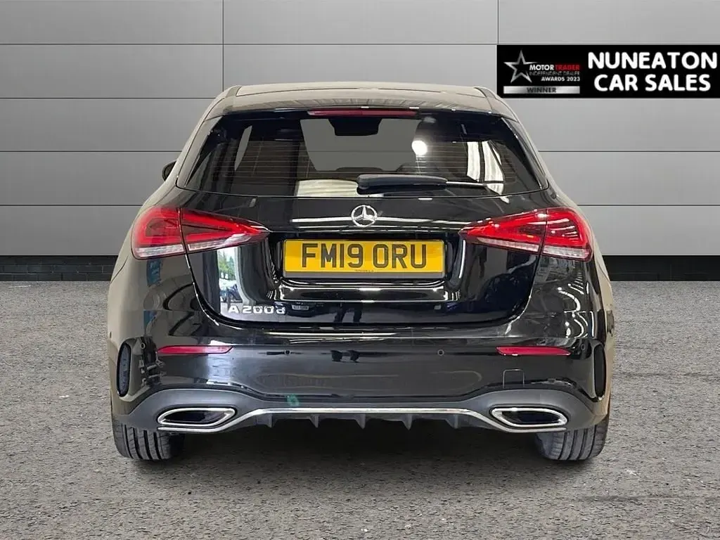 Begagnad Mercedes A150 AMG line 150 HK (110 kW) 2019 Svart Halvkombi